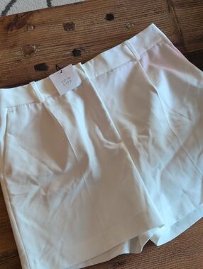 Zara White High-Waist Tailored Shorts